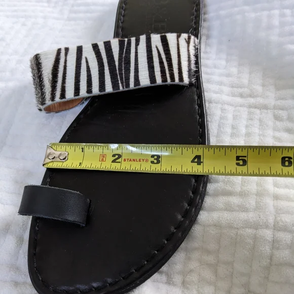 B&B Greek Sandals Black Leather Zebra Toe Loop Sandals 42 EU / 10.5 - 11 US - Picture 8 of 10